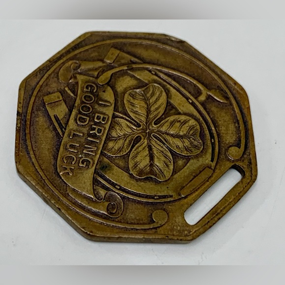 1930s Vintage Octagonal GRIT Newspaper 8 Sided Good Luck Coin - Picture 1 of 10